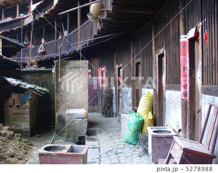 福建省永定 永定客家土楼民俗村 環興楼 福建省永定 永定客家土楼民俗村 環興楼 5278988