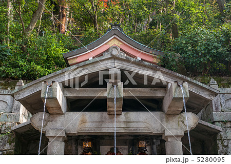 清水寺　音羽の瀧 5280095