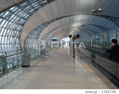 タイ・バンコクのスワンナプーム国際空港 タイ・バンコクのスワンナプーム国際空港 5280798