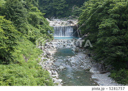 尾添川 5281757