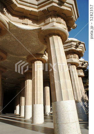 スペイン　バルセロナ　グエル公園 5282357