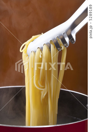 パスタ パスタ 5289189