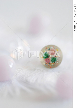 ガラスビーズ 5295713