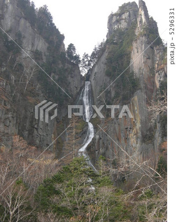 大雪国利尻富士立公園 銀河の滝 大雪国利尻富士立公園 銀河の滝 5296331
