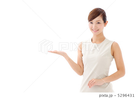 案内・女性 5296431