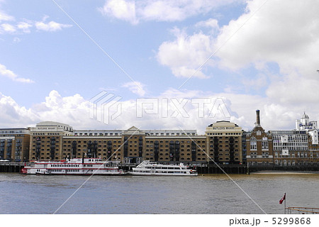 バトラーズ・ウォーフ 5299868