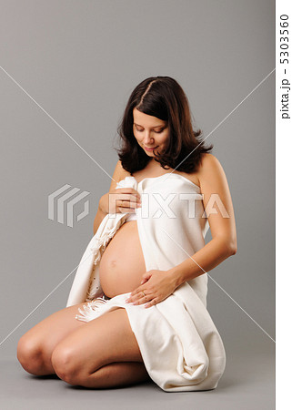 Pregnant woman Pregnant woman 5303560