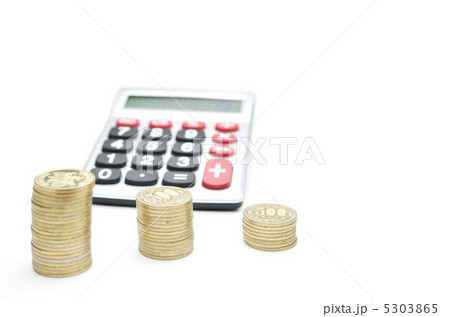 電卓　銀　５００円　白バック 5303865