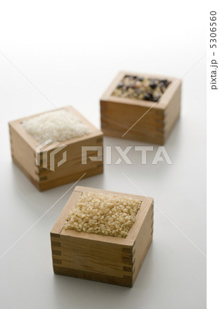 玄米 5306560