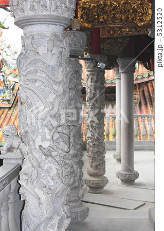 彫刻石柱 5312520