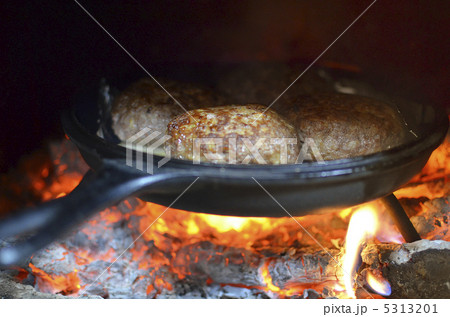 薪ストーブ料理 5313201