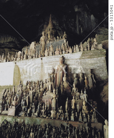 パークウー洞窟 パークウー洞窟 5315041