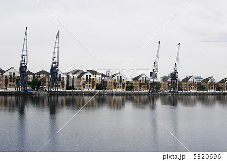 ロンドン　カスタム・ハウス 5320696