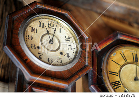 古い柱時計 古い柱時計 5333879