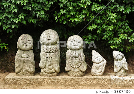 京都　天龍寺のお地蔵さん 5337430