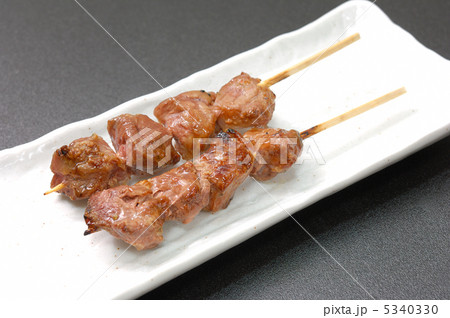 美味しい塩カシラ串 5340330