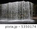 滝の裏側 5350174