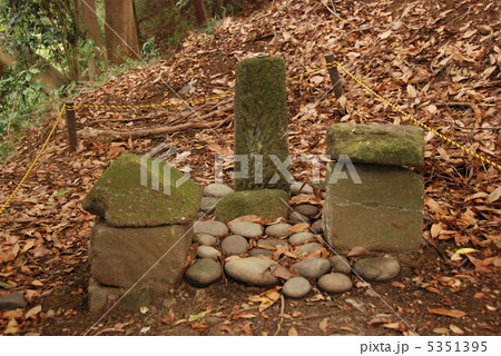 走水神社の「古代稲荷社跡」（横須賀市走水／神奈川県） 5351395