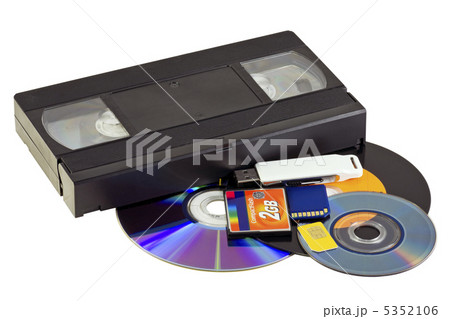 evolution of recording devices 5352106