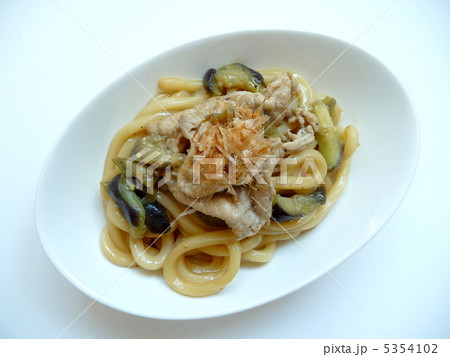 茄子と豚肉の焼きうどん 5354102