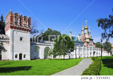 The Gate Church and the wall of the Novodevichy Convent 5354891