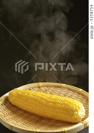 ゆでとうもろこし ゆでとうもろこし 5358754