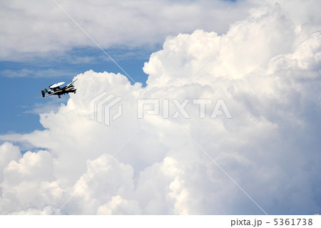 飛行機 5361738