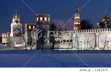Moscow in winter 5362925