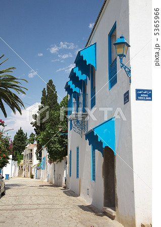 シディ・ブ・サイドの街並み 5365966