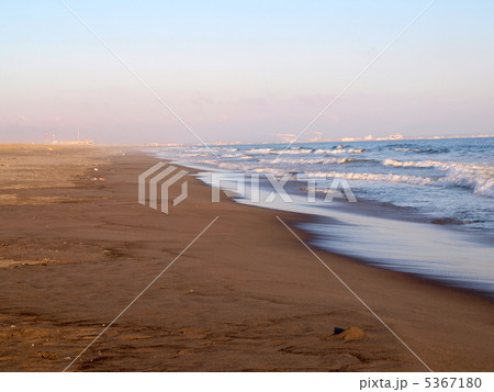 夕日の海岸 5367180