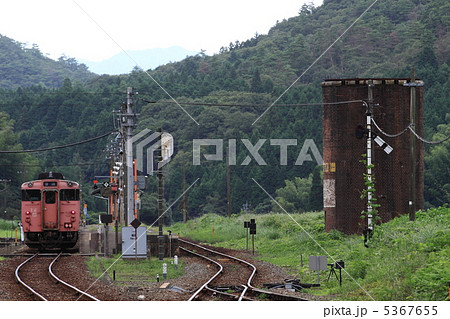 ローカル線の駅 5367655