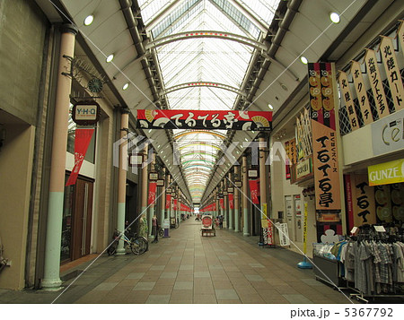 富山 閑散とした商店街 富山 閑散とした商店街 5367792