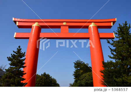 平安神宮の大鳥居 5368557
