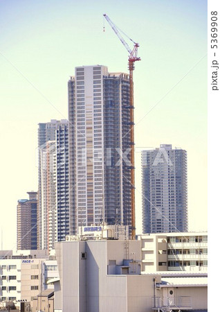 建築中の高層マンション 5369908