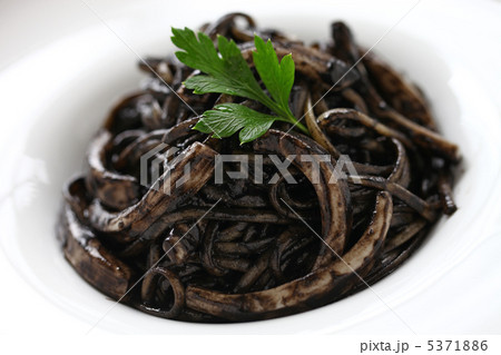 イカ墨パスタ イカ墨パスタ 5371886