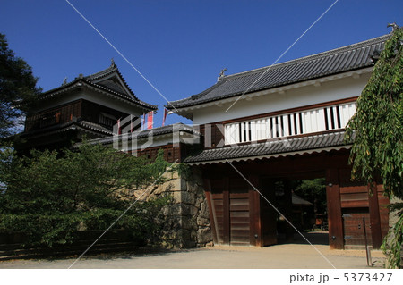 上田城・東虎口櫓門と南櫓 5373427