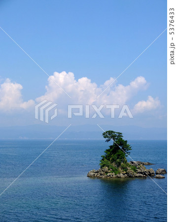 空と雲と岩と海 5376433