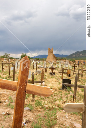 タオス・プエブロのお墓 5392250