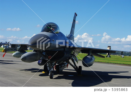 F-16 F-16 5395863