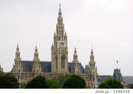 オーストリア　ウィーン市庁舎 5396548
