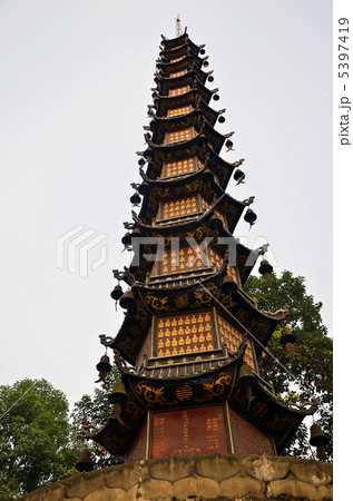 文殊院の千仏塔 5397419