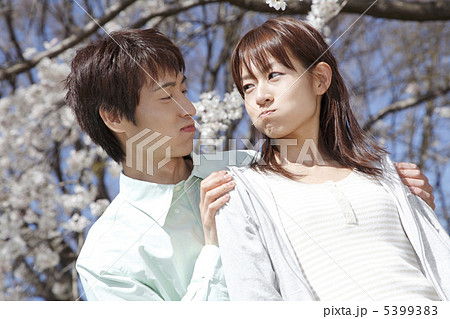 けんか中のカップル 5399383