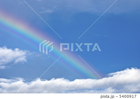 青空に架かる虹 5400917