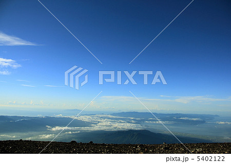 富士山頂からの伊豆半島と駿河湾 5402122