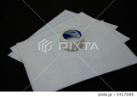 湿布と紙テープ 湿布と紙テープ 5417089