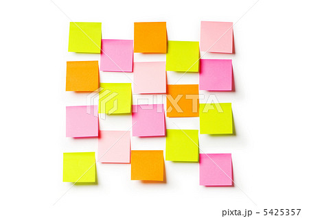 Reminder notes isolated on the white background 5425357