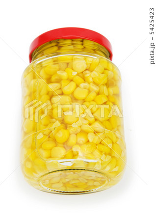Sweet corn in glass jar isolated on white 5425423