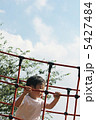遊ぶ　男の子 5427484