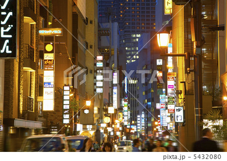 大阪北新地の夜 5432080