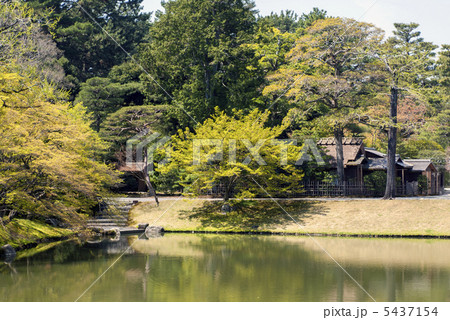 仙洞御所　北池の船着き場 5437154